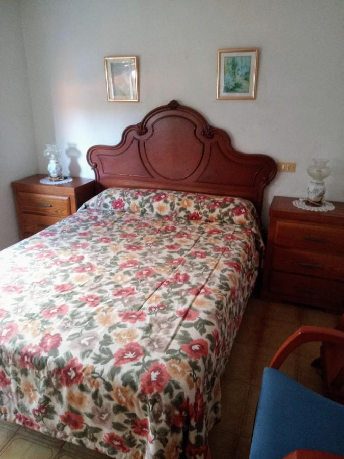 Atico Con Terraza Apartment O Grove Bagian luar foto